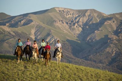 horseback pack trips wyoming