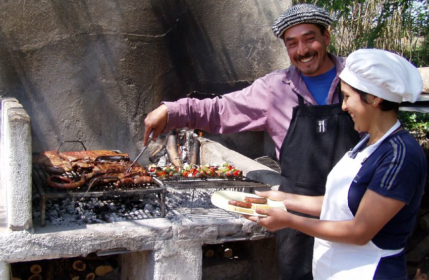 Estancia Los Potreros- enjoy authentic cuisine during your horseback riding vacation in Argentina