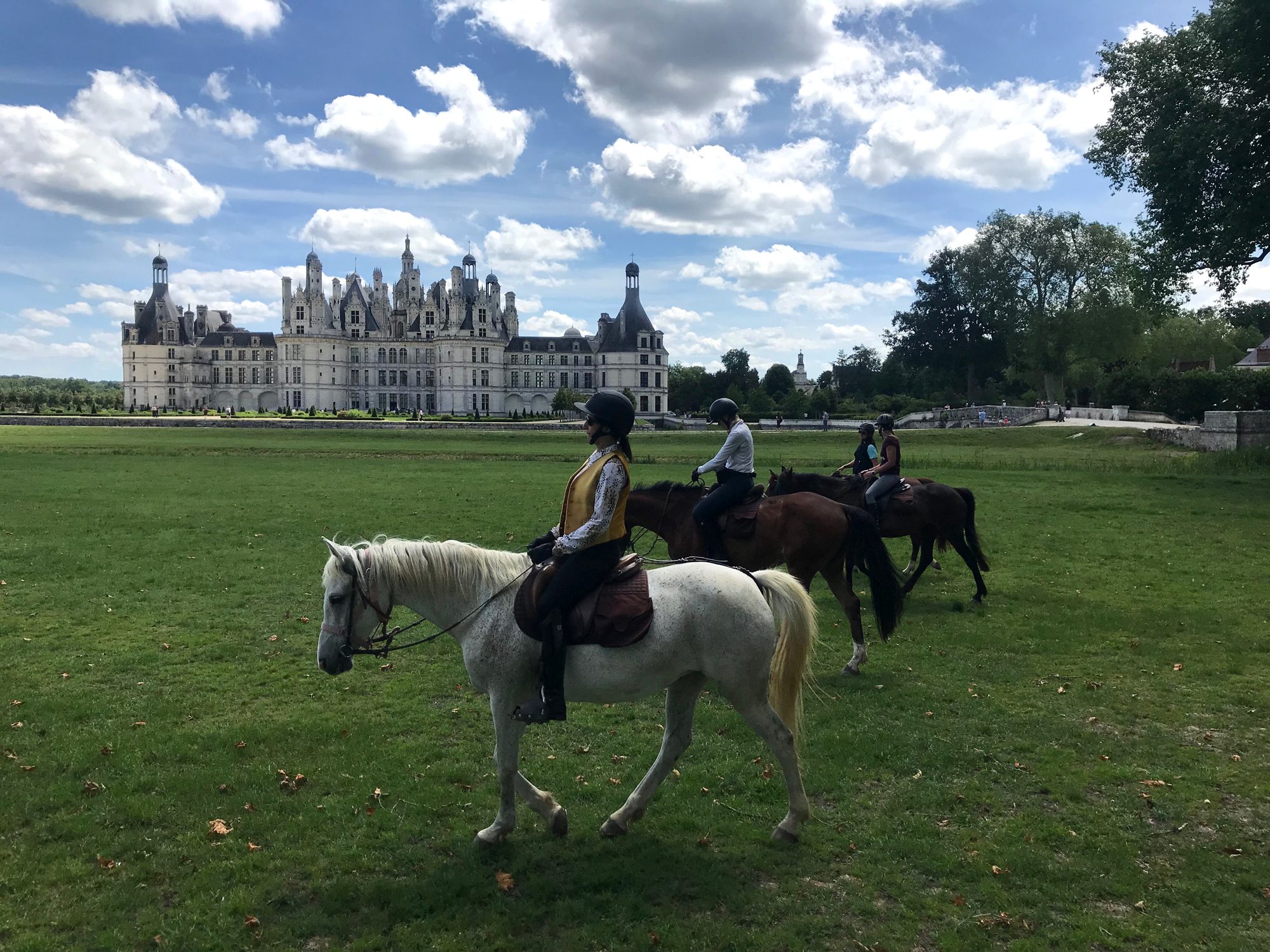 Jewels of the Loire horseback riding in Chenonceau, France